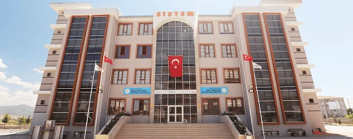 Özgüven Sistem Koleji