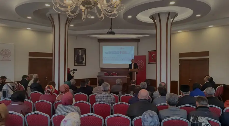 Konya’da İmam-Hatip Lisesi öğretmenlerine “Dönüştürücü Öğretmen” eğitimi başladı